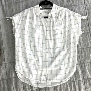 Madewell windowpane button down blouse, with cute tie sleeves. Loose, breezy fit